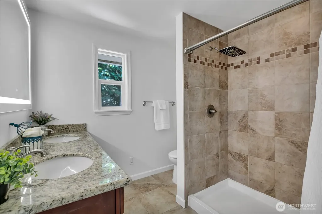 18415 9th Street E Lake Tapps WA 98391
