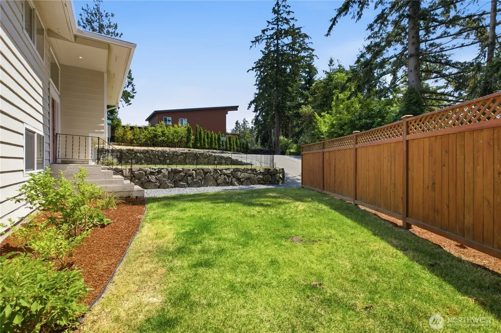 18415 9th Street E Lake Tapps WA 98391
