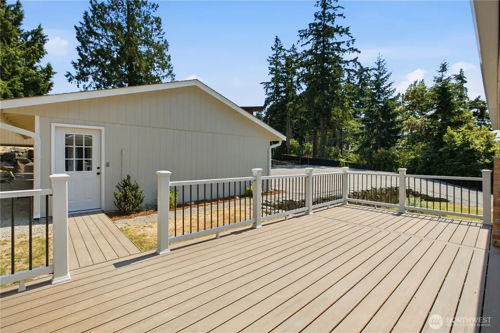 18415 9th Street E Lake Tapps WA 98391