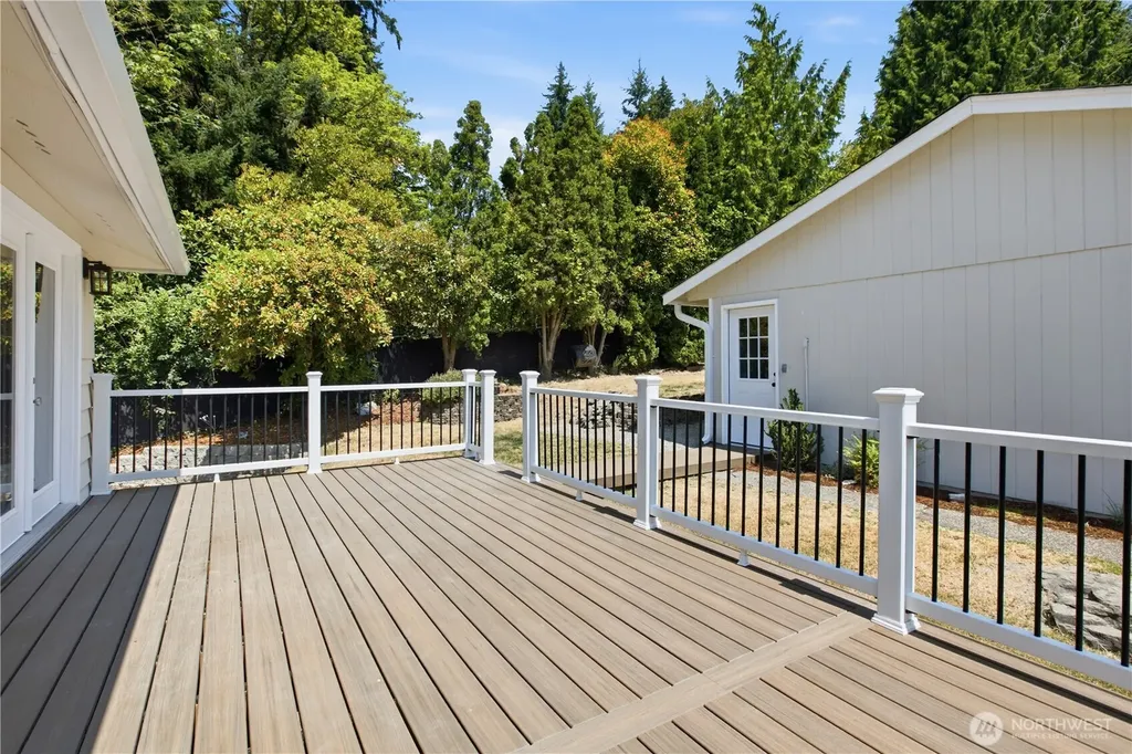 18415 9th Street E Lake Tapps WA 98391
