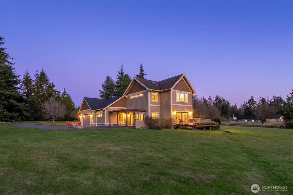 4065 Sunny Hill Lane Lummi Island WA 98262