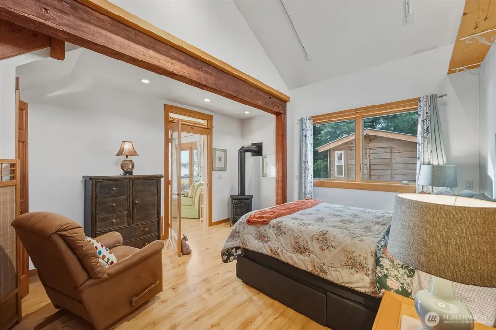 4065 Sunny Hill Lane Lummi Island WA 98262