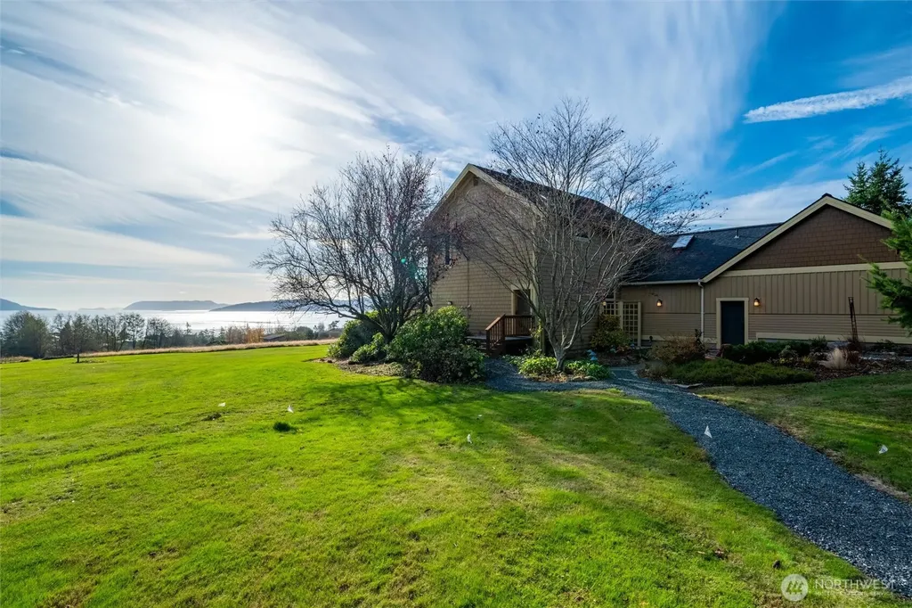 4065 Sunny Hill Lane Lummi Island WA 98262