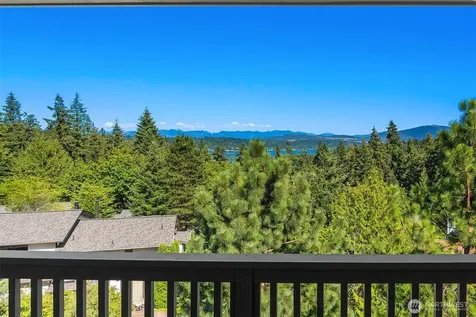 3410 161st Court E Bellevue WA 98008