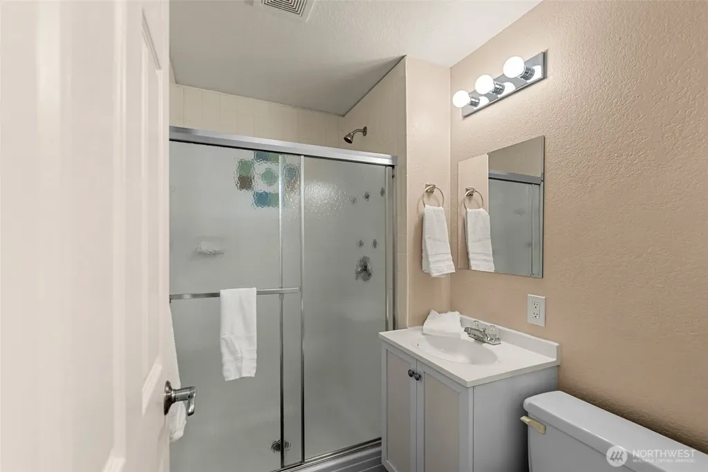 814 11th Street NE East Wenatchee WA 98802