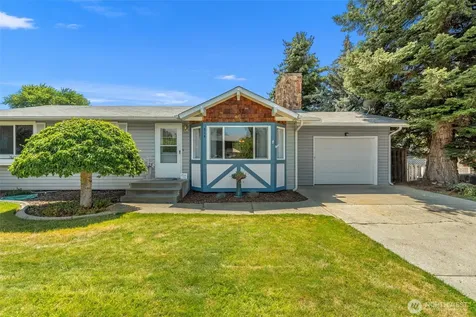 814 11th Street NE East Wenatchee WA 98802