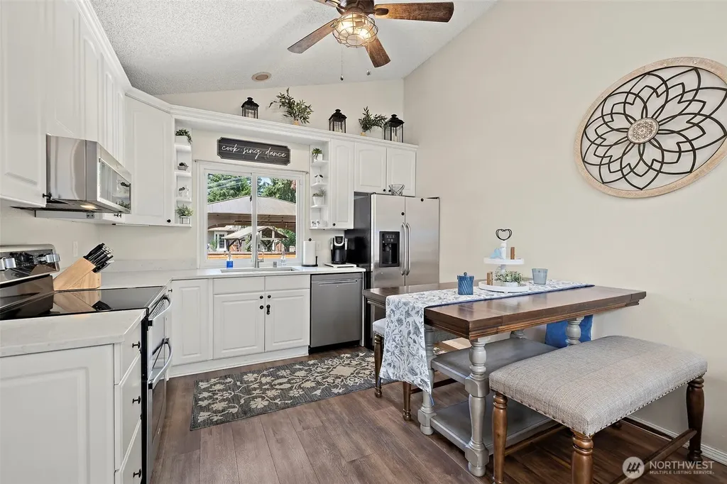 2522 230th Avenue NE Sammamish WA 98074