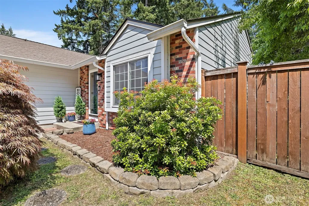 2522 230th Avenue NE Sammamish WA 98074