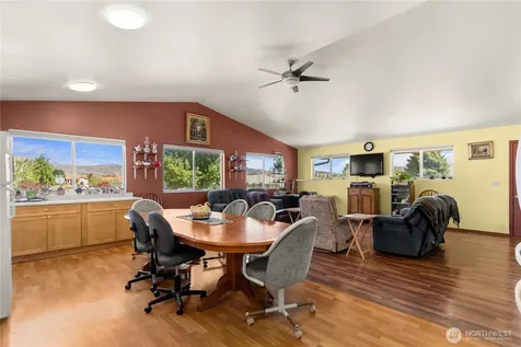 702 Shady Lane Omak WA 98841