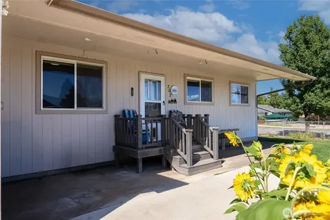 702 Shady Lane Omak WA 98841