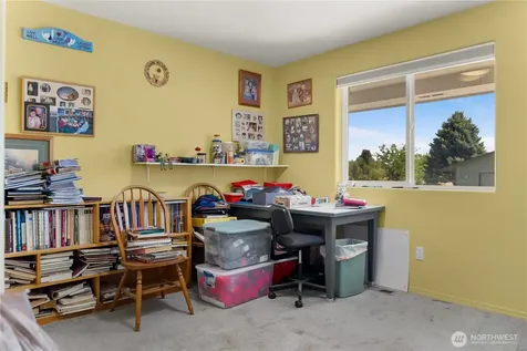702 Shady Lane Omak WA 98841