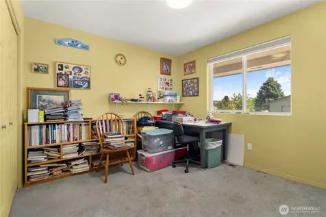 702 Shady Lane Omak WA 98841