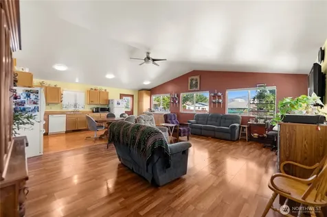 702 Shady Lane Omak WA 98841