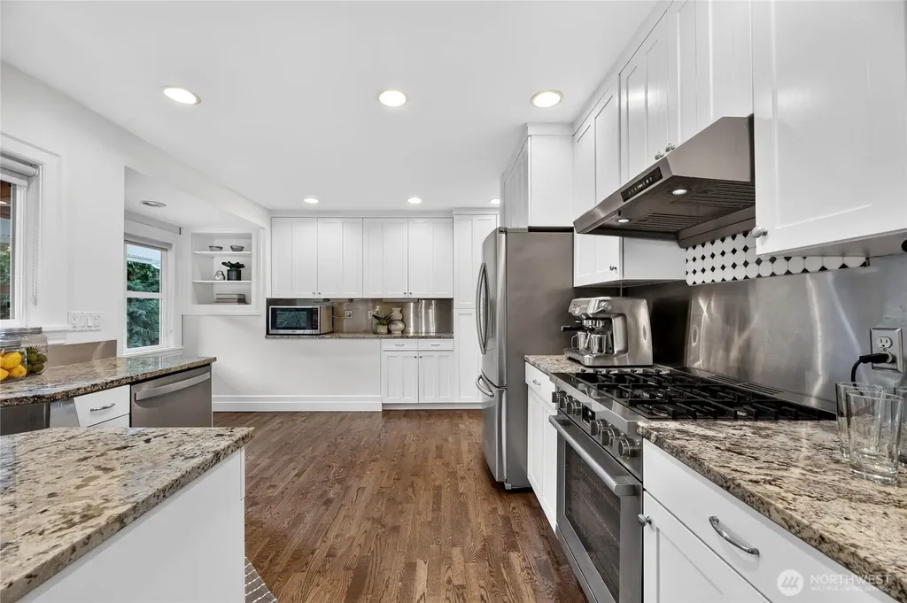2809 238th Avenue SE Sammamish WA 98075