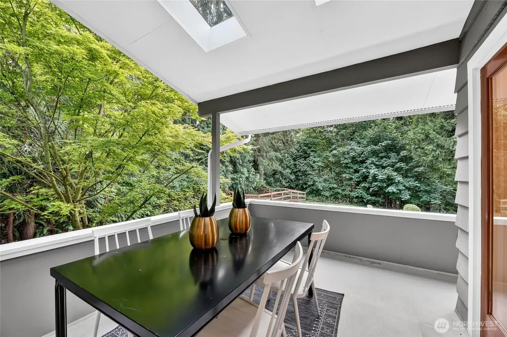 2809 238th Avenue SE Sammamish WA 98075