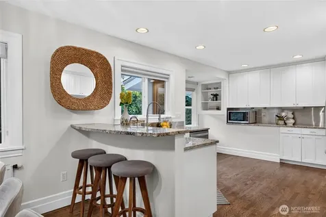 2809 238th Avenue SE Sammamish WA 98075