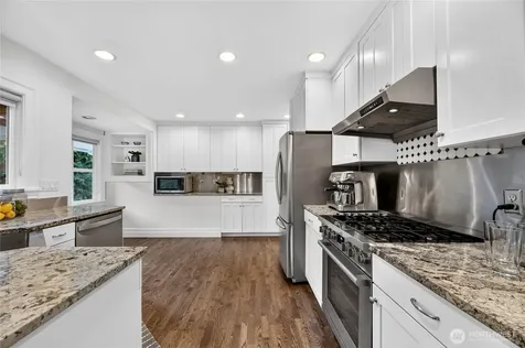 2809 238th Avenue SE Sammamish WA 98075