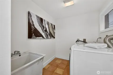 2809 238th Avenue SE Sammamish WA 98075