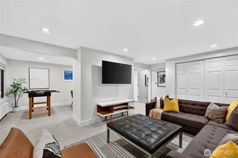 2809 238th Avenue SE Sammamish WA 98075