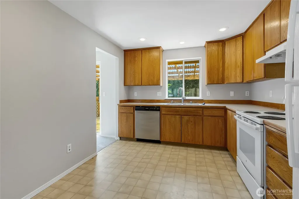 13010 226th Street E Graham WA 98338