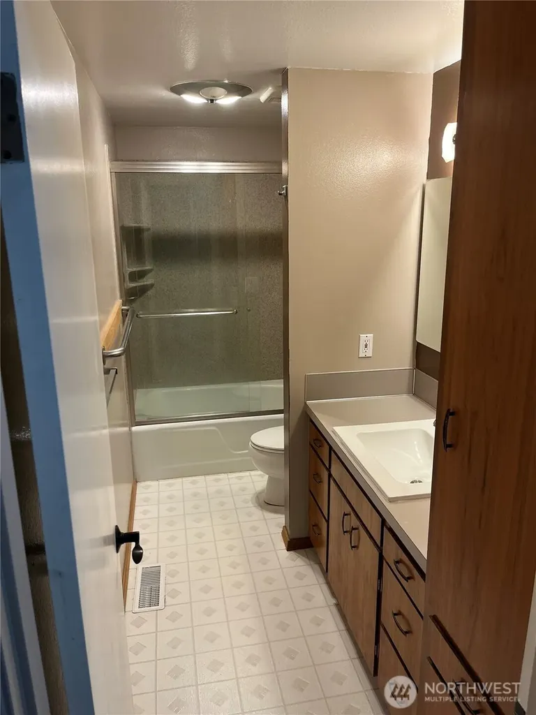 1605 126th Street SE Everett WA 98208