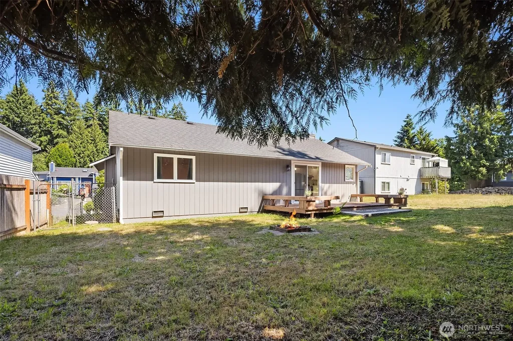 10816 10th Drive SE Everett WA 98208