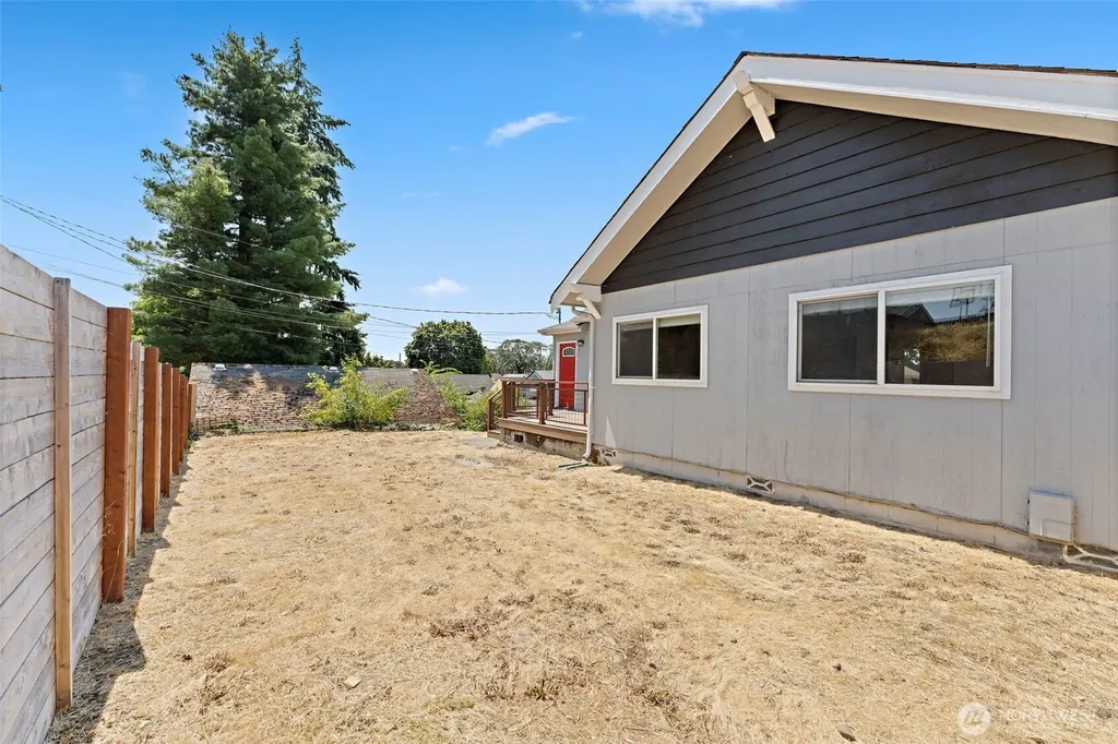 3020 S 54th Street Tacoma WA 98409
