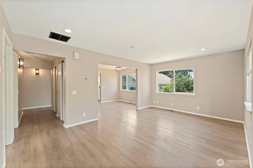 3020 S 54th Street Tacoma WA 98409