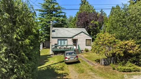 122 NW 103rd Street Seattle WA 98177