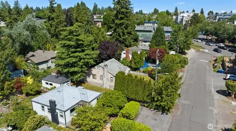 122 NW 103rd Street Seattle WA 98177