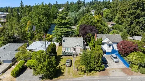 122 NW 103rd Street Seattle WA 98177