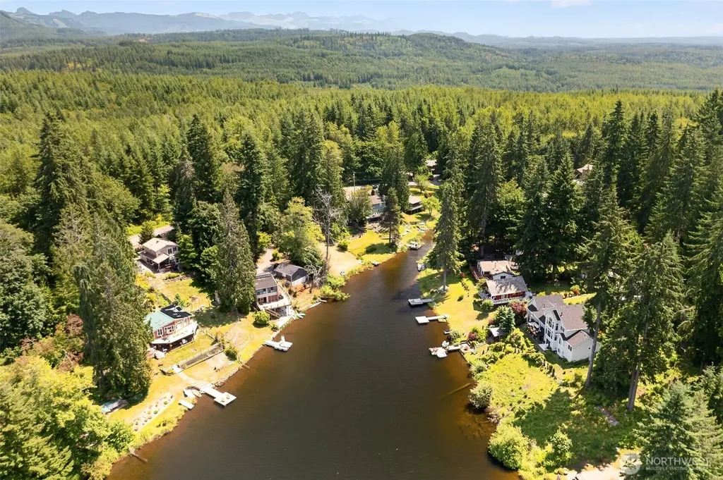 19539 330th Avenue NE Duvall WA 98019