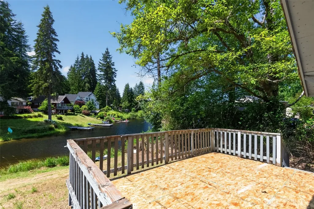 19539 330th Avenue NE Duvall WA 98019