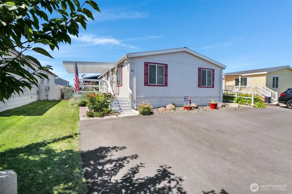 3211 W Wapato Drive Moses Lake WA 98837