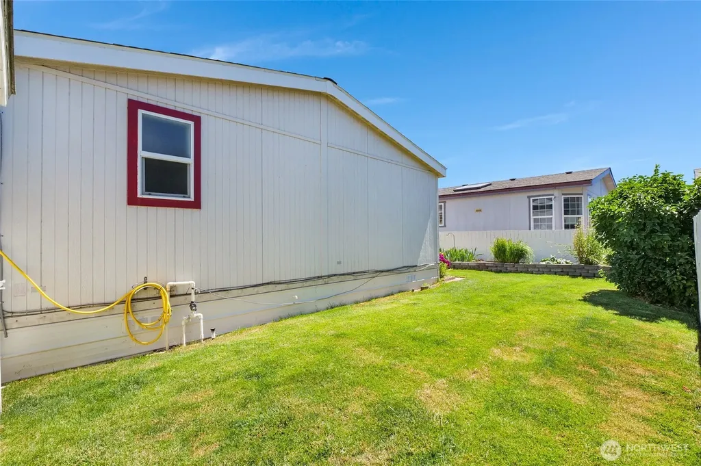 3211 W Wapato Drive Moses Lake WA 98837