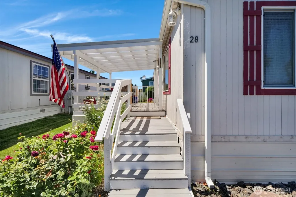 3211 W Wapato Drive Moses Lake WA 98837