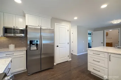 6349 114th Avenue SE Bellevue WA 98006