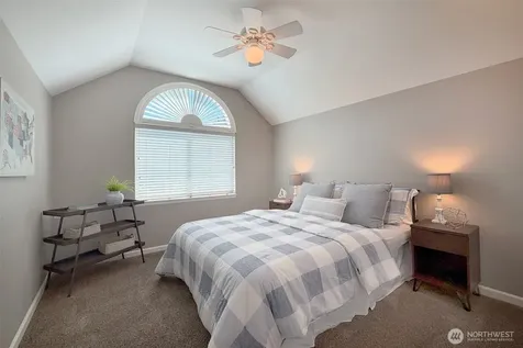 6349 114th Avenue SE Bellevue WA 98006
