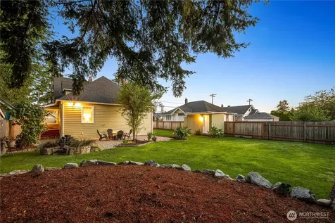1210 N 2nd Street Renton WA 98057