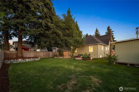 1210 N 2nd Street Renton WA 98057