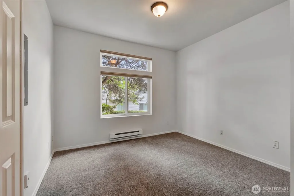 22104 41st Avenue S Kent WA 98032