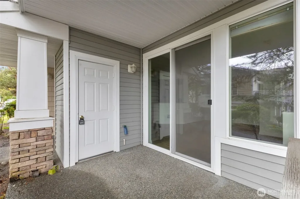 22104 41st Avenue S Kent WA 98032