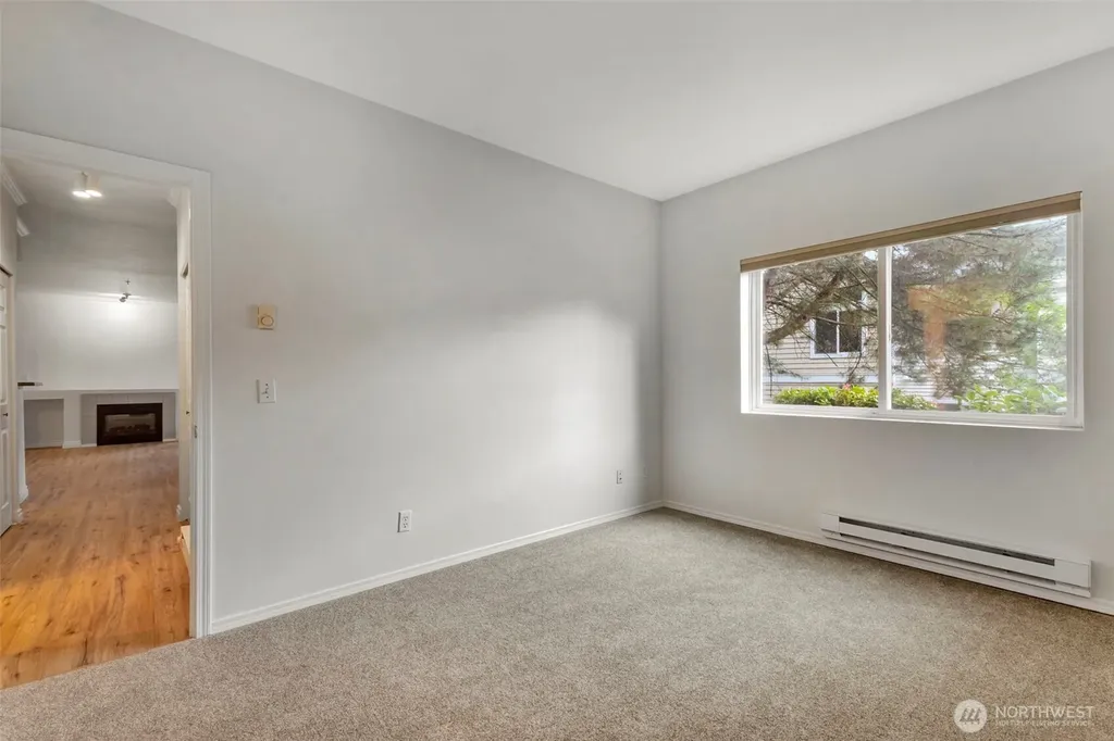 22104 41st Avenue S Kent WA 98032