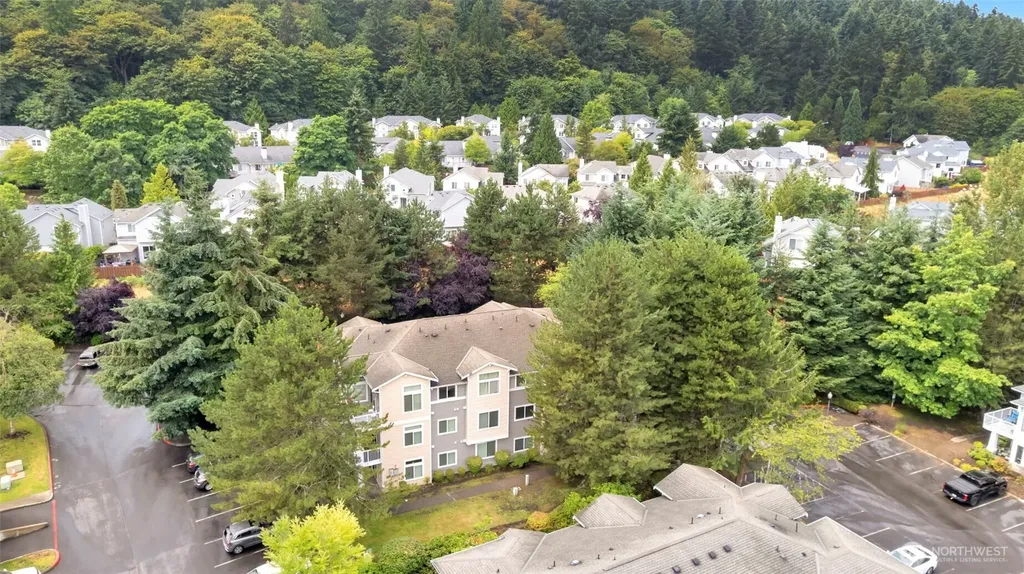 22104 41st Avenue S Kent WA 98032