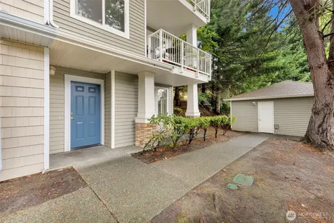 22104 41st Avenue S Kent WA 98032