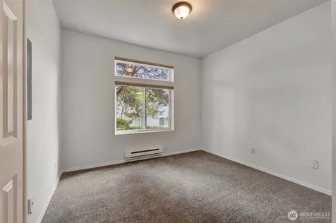 22104 41st Avenue S Kent WA 98032