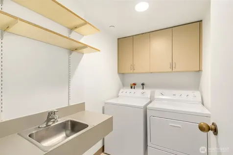 1101 Seneca Street Seattle WA 98101