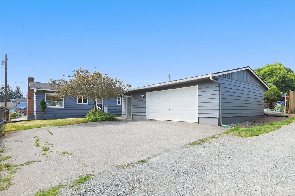 1308 16th Street Anacortes WA 98221