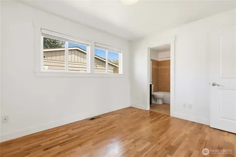 1308 16th Street Anacortes WA 98221