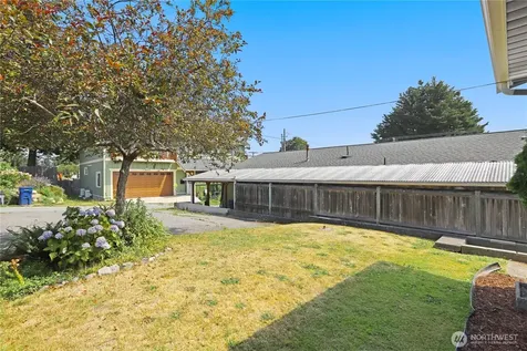 1308 16th Street Anacortes WA 98221